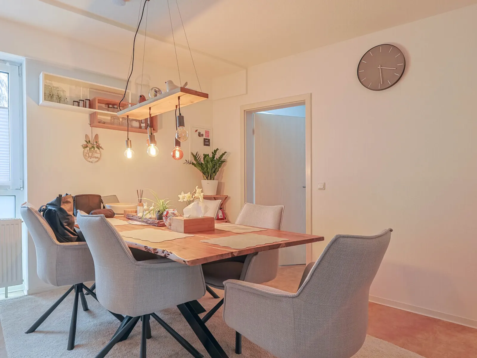 Wohnen an der Donau – stilvolle 2,5-Zimmer-Wohnung in bester Lage - Bild 2