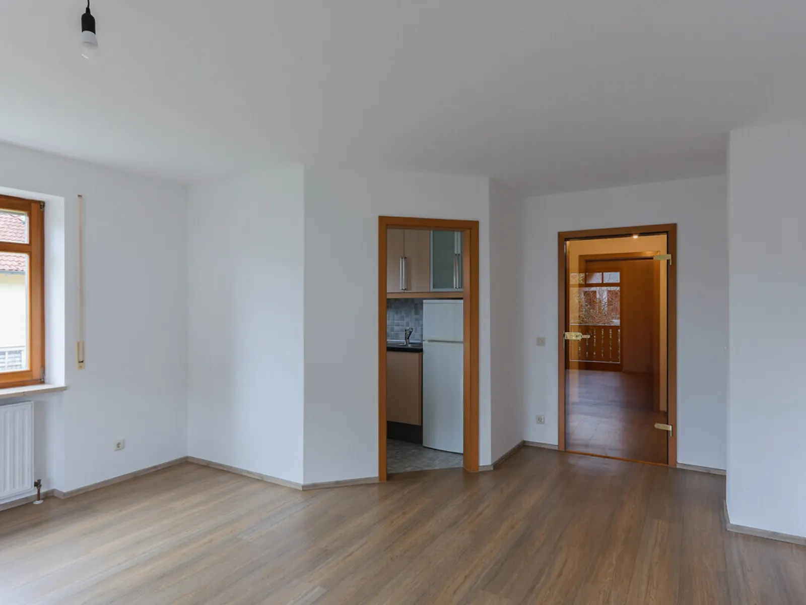 Charmante, lichtdurchflutete 2-Zimmer-Wohnung in Bestlage im Ingolstädter Westen - Bild 5