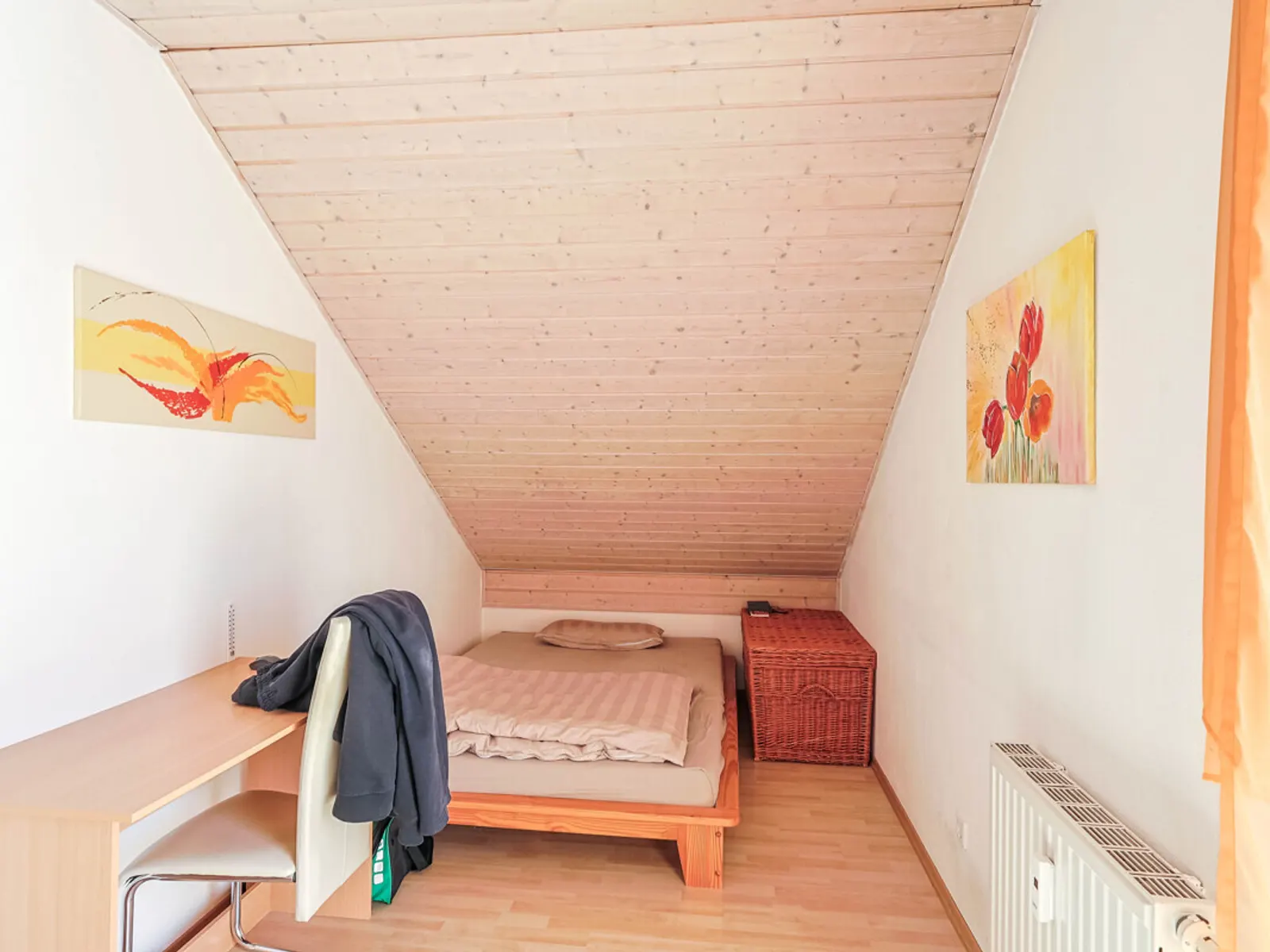 Helle 2-Zimmer Dachgeschoss Wohnung in Ingolstadt Süd - Bild 7