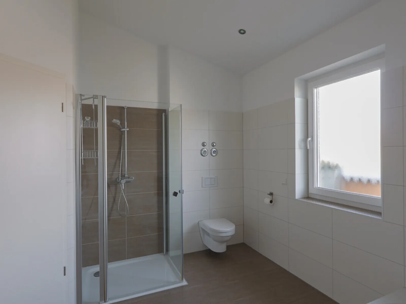 Hochwertige Penthouse-Wohnung mit weitläufiger Dachterrasse in Ingolstadt-Hollerstauden! - Bild 11