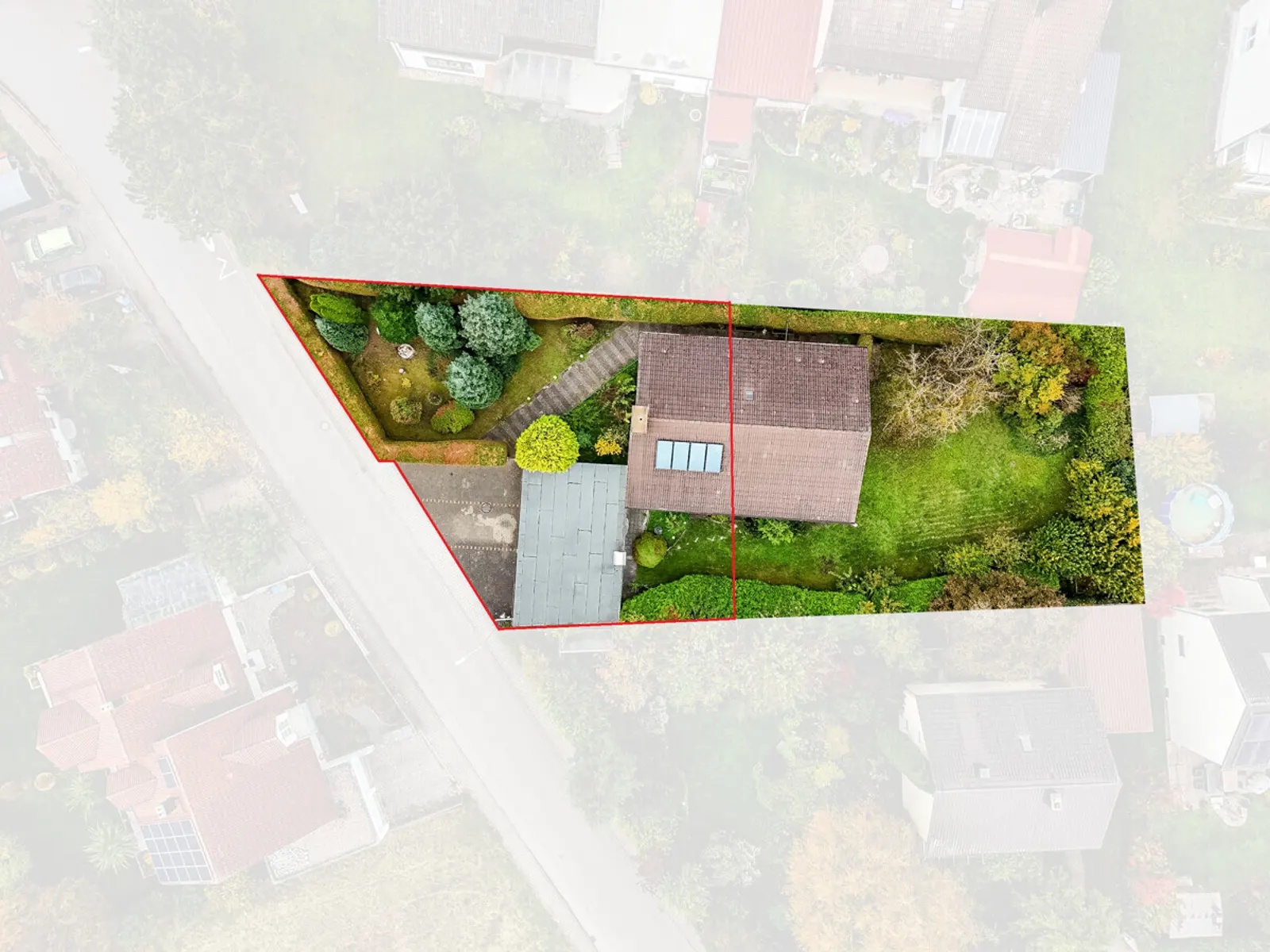 Doppelhaus oder Einfamilienhaus? 614 m² großes Baugrundstück mit Altbestand in Spitalhof! - Bild 1