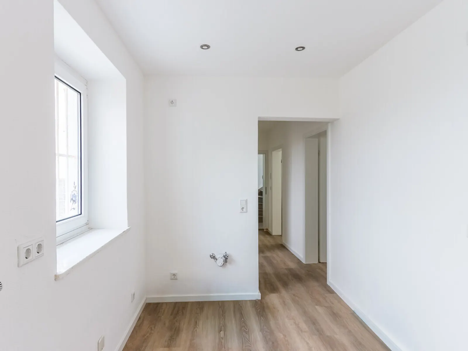 Kuschelige 3 Zimmer unweit der Fußgängerzone - Erstbezug nach Sanierung! - Bild 3