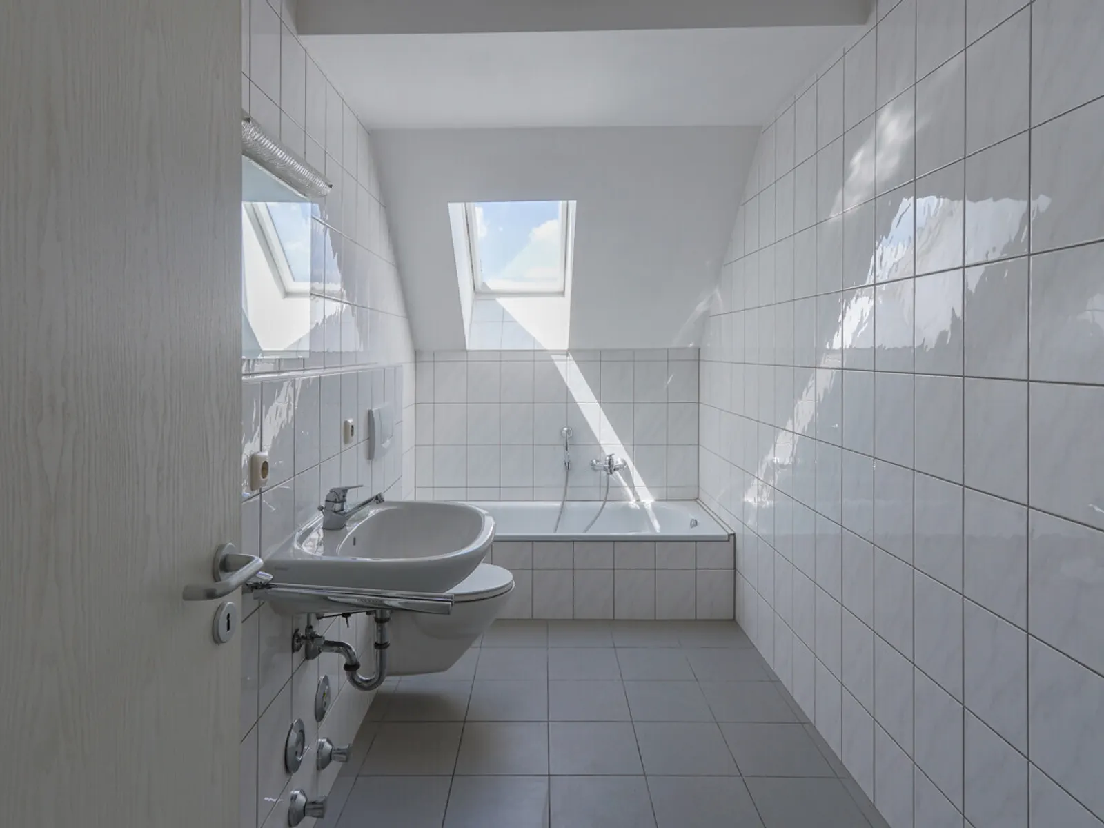 Stilvolle 3-Zimmer-Wohnung mit Wohlfühlcharakter - Bild 10