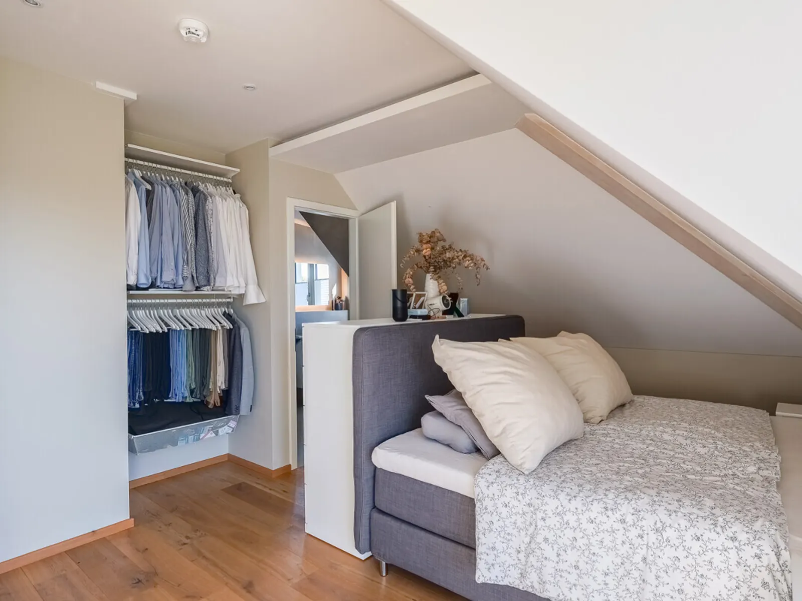 Exklusive Wohnung über zwei Etagen - Bild 9