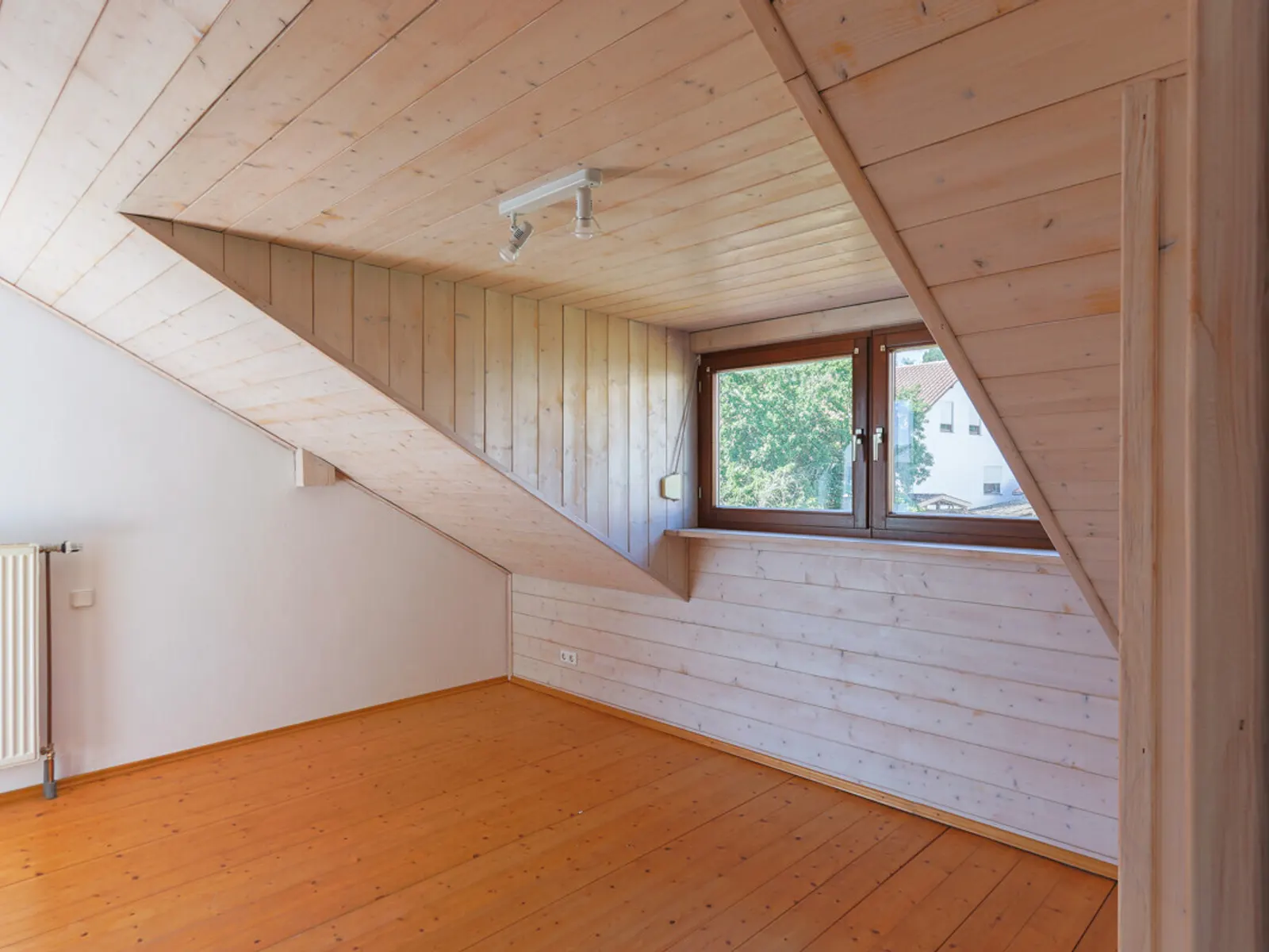 Großzügige, helle Wohnung im Grünen! - Bild 11