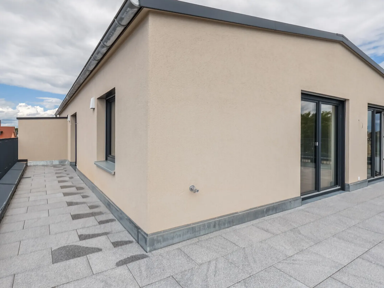 2,5-Zimmer-Wohnung mit Dachterrasse im Neubau! - Bild 10