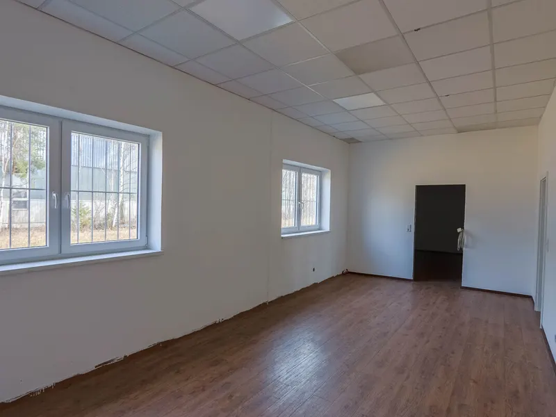 Spannendes Investment: (Teil-)vermietetes Gewerbeobjekt in frequentierter Lage von Manching!