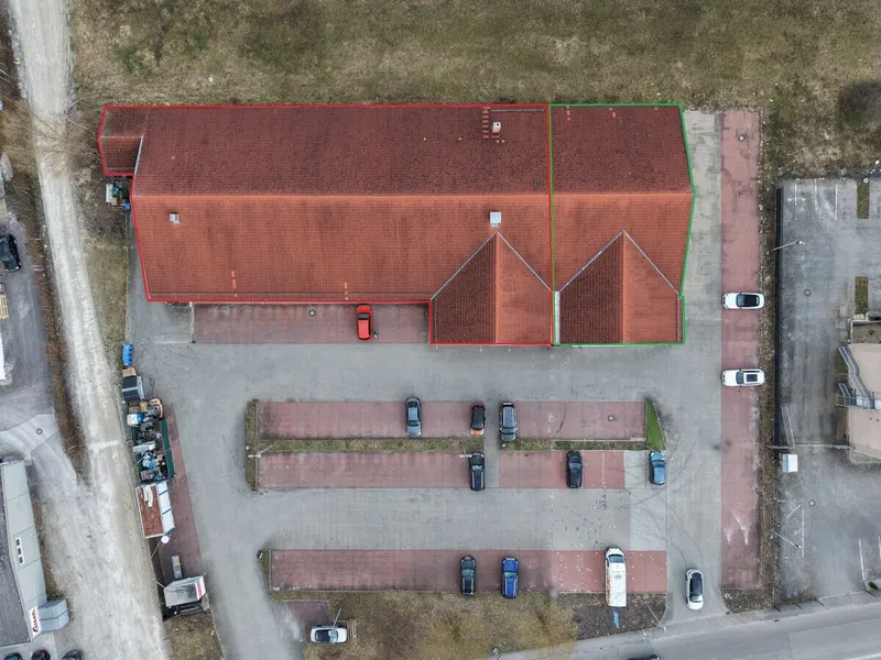 Spannendes Investment: (Teil-)vermietetes Gewerbeobjekt in frequentierter Lage von Manching!