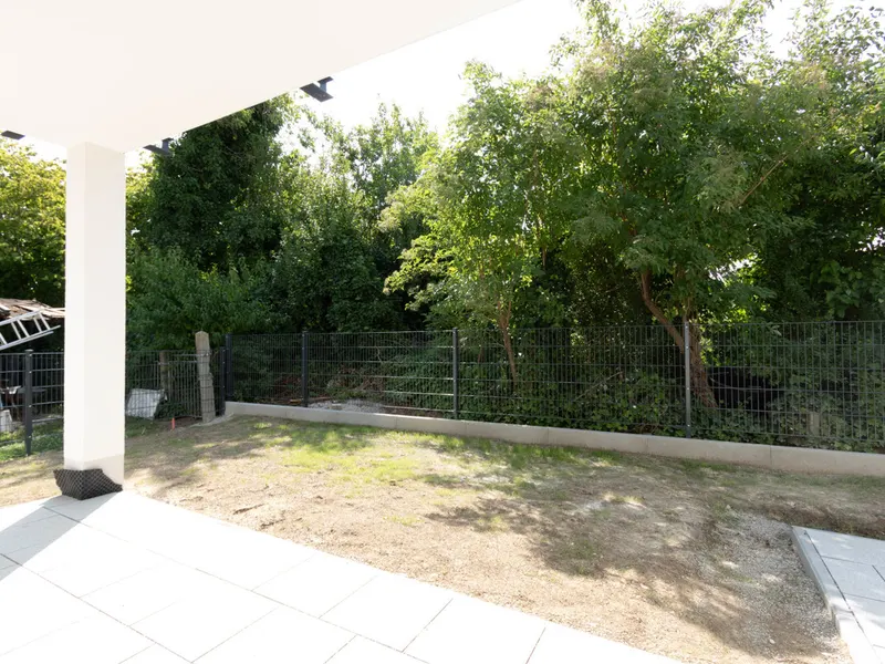 Familien aufgepasst: neue 4-Zimmer-Wohnung mit Garten sofort bezugsfrei