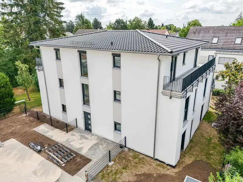 Sofort bezugsfreier Neubau: 2-Zimmer-Wohnung mit Balkon
