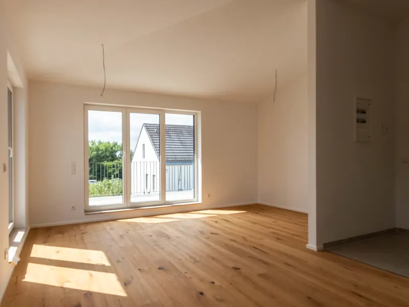 Sofort bezugsfreier Neubau: 2-Zimmer-Wohnung mit Balkon
