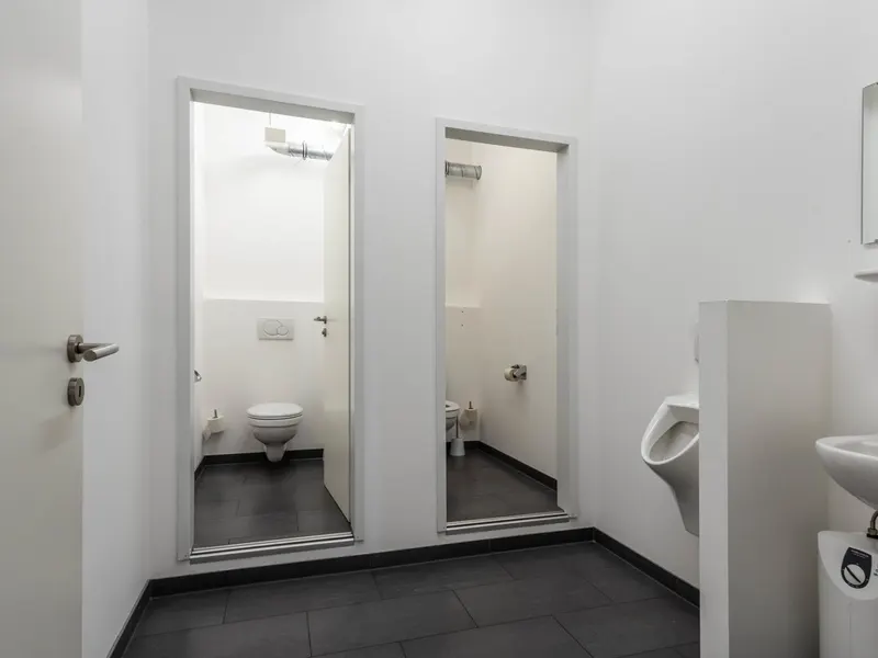 Repräsentatives Geschäftshaus - Bürogebäude mit Werkstatt