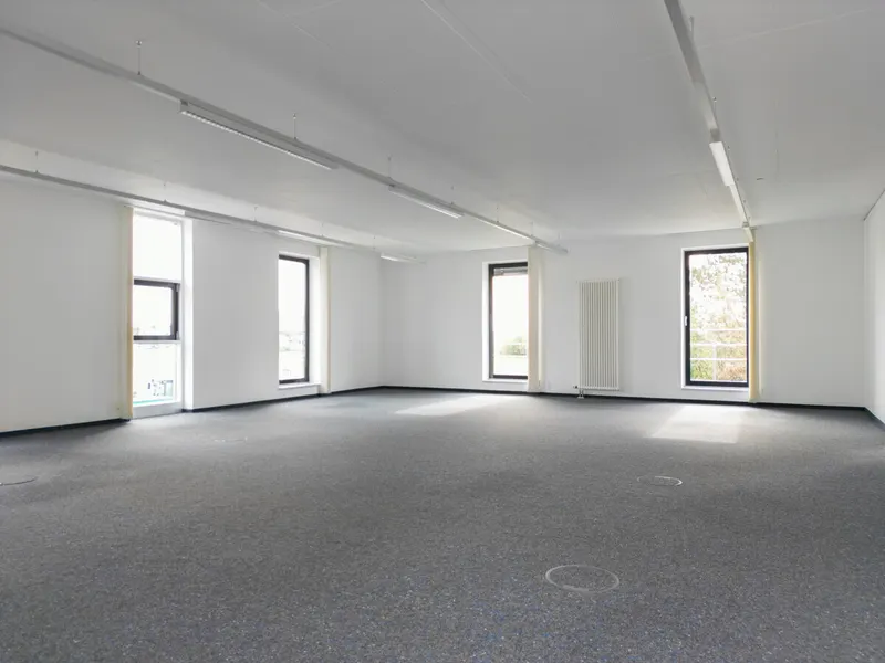 Repräsentatives Geschäftshaus - Bürogebäude mit Werkstatt