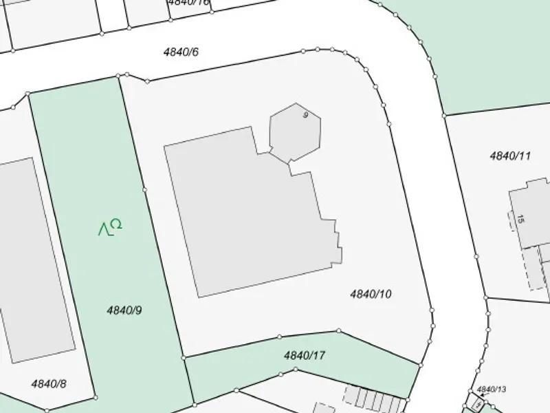 Großzügige Halle mit Showroom und Büro