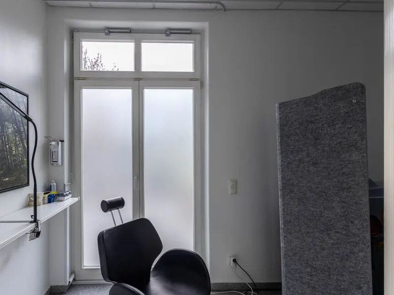 Rarität in der Innenstadt: Erdgeschossfläche mit Garten und Tiefgaragenstellplätzen