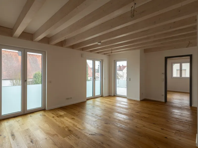 Hochwertige Neubauwohnung mit großer Terrasse im 1. Obergeschoss mit Aufzug!