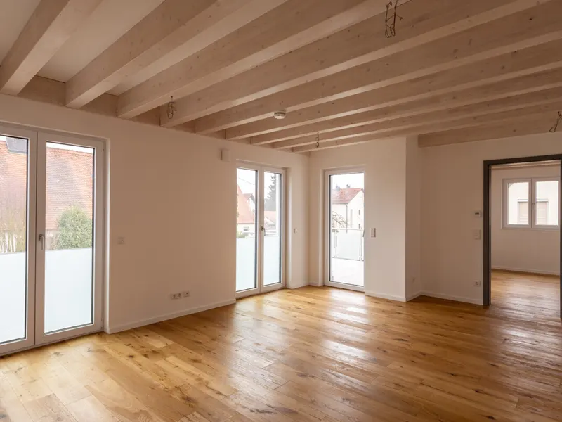 Hochwertige Neubauwohnung mit großer Terrasse im 1. Obergeschoss mit Aufzug!