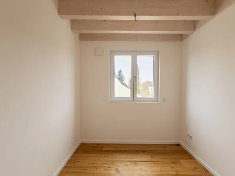 Hochwertige Neubauwohnung mit großer Terrasse im 1. Obergeschoss mit Aufzug!