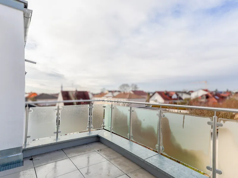 Gemütliche Neubau-Dachgeschosswohnung mit Dachterrasse in ruhiger Lage von Gaimersheim!