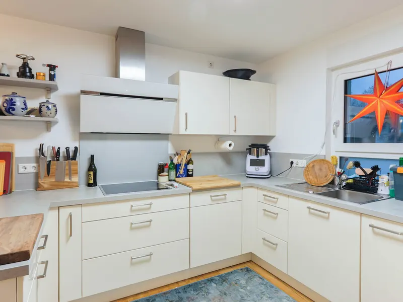 Neuwertige, gut durchdachte DHH