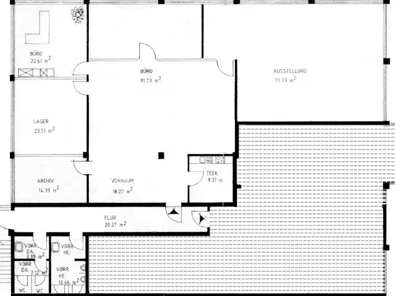 Helle Büroräume mit guter Anbindung an die A9