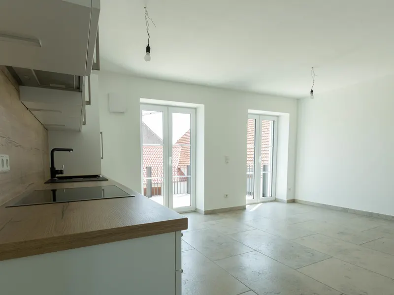 Irgertsheim: Hochwertige Etagenwohnung in ruhiger Lage