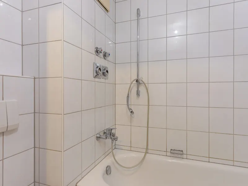 Ruhige 1-Zimmer-Wohnung mit privatem Gartenanteil