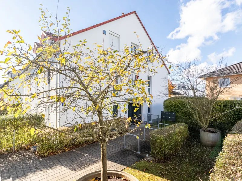 Hochwertige 2-Zimmer-Dachgeschosswohnung in Ingolstadt Nord-Ost