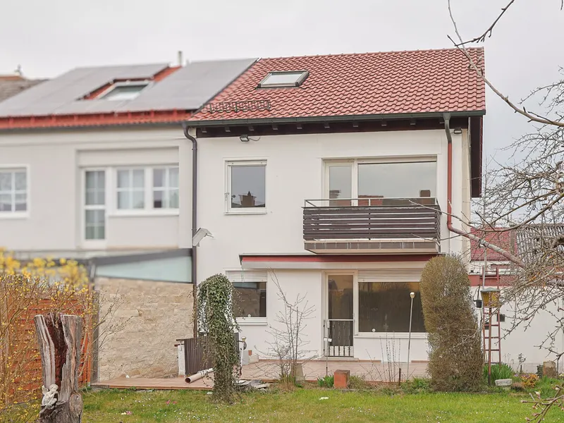 Perfekt für die Familie: Gemütliches Reiheneckhaus in Ingolstadt