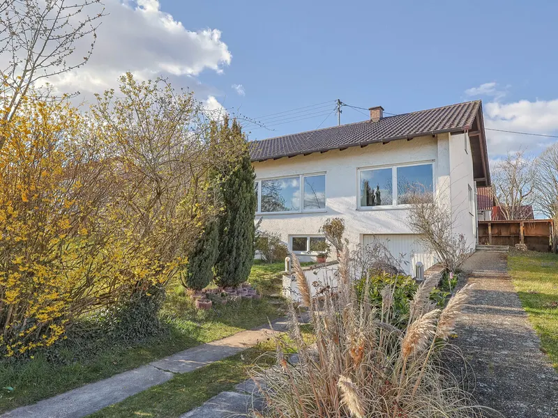 Einfamilienhaus mit Ausbaureserve in Gerolfing