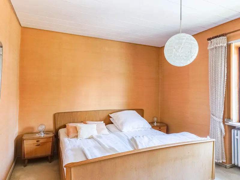 Dreifamilienhaus mit Hinterliegergrundstück in Ingolstadt-Süd