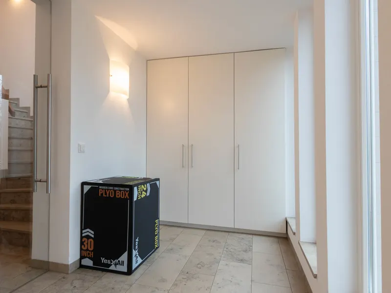 Wunderschönes EFH mit Pool in Bestlage Süd