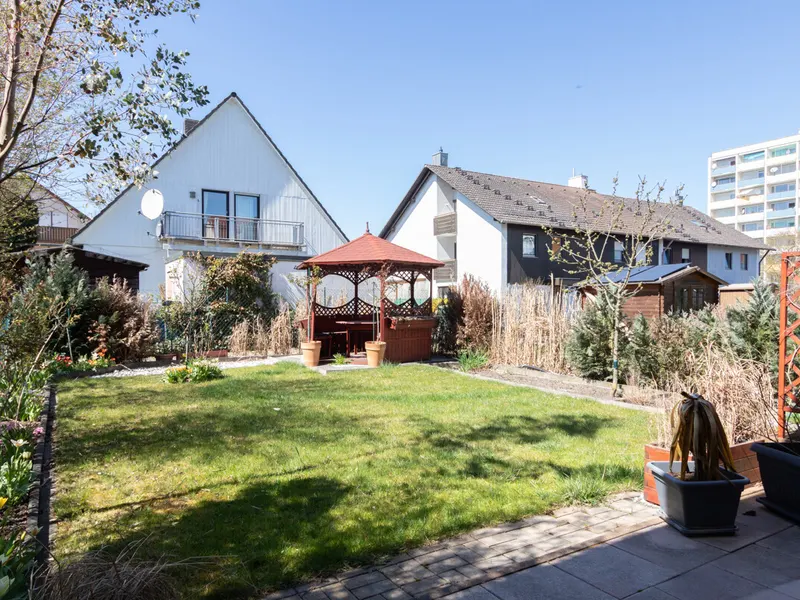 Schöne 2-Zimmer-Wohnung mit Garten