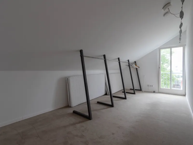 4-Zimmer-Dachgeschosswohnung mit Balkon
