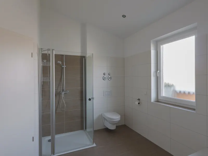 Hochwertige Penthouse-Wohnung mit weitläufiger Dachterrasse in Ingolstadt-Hollerstauden!