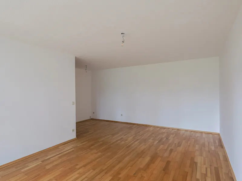 Wohnen mit Urlaubsflair: 3-Zimmer-Wohnung in Ingolstadt mit Gemeinschaftspool
