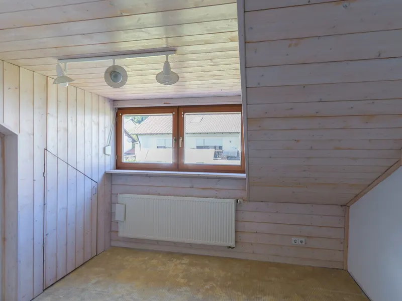 Großzügige, helle Wohnung im Grünen!