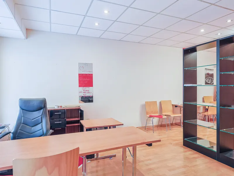 Klein, fein, professionell: Bürofläche mit TG-Stellplatz in der Innenstadt