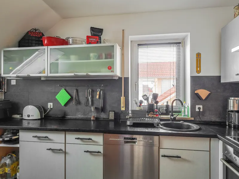 2-Zimmer-Dachgeschosswohnung in gefragter Südlage