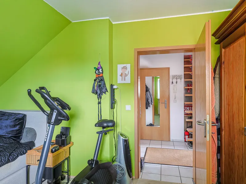 2-Zimmer-Dachgeschosswohnung in gefragter Südlage