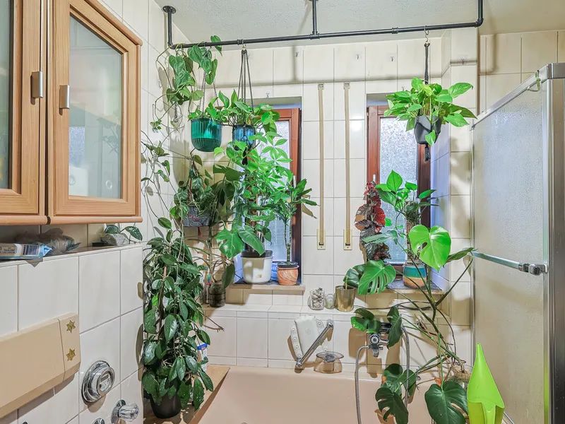 Erbbaurecht! Vermietete 2-Zimmer-Wohnung in Ingolstadt Süd mit umlaufendem Garten!