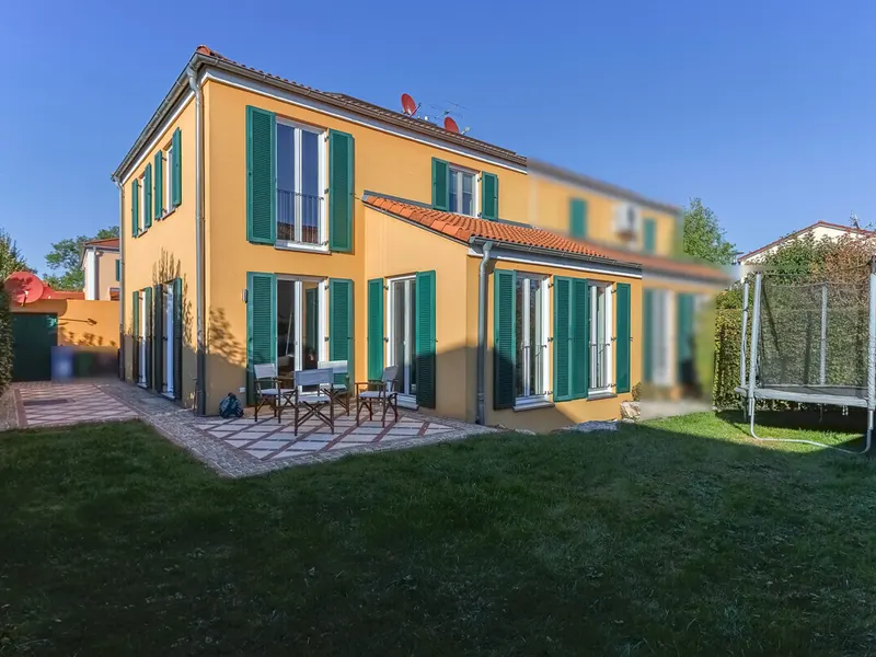 Ihr neues Zuhause in Gerolfing – gepflegte Doppelhaushälfte mit Garten und Südwest-Terrasse!
