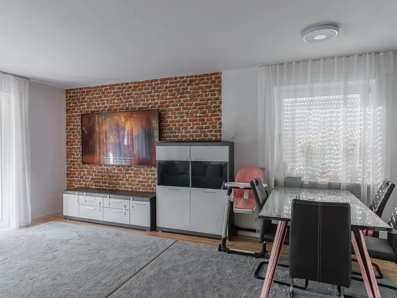 Großzügige 3-Zimmer-Wohnung mit Balkon