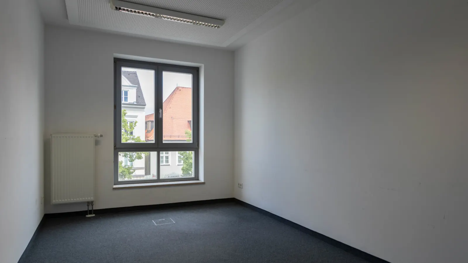 Schöne Bürofläche in der Altstadt inkl. TG-Stellplätze - Bild 6