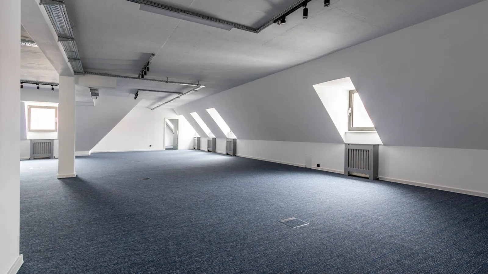 Attraktive Bürofläche mit Aufzug in der Innenstadt - Bild 4