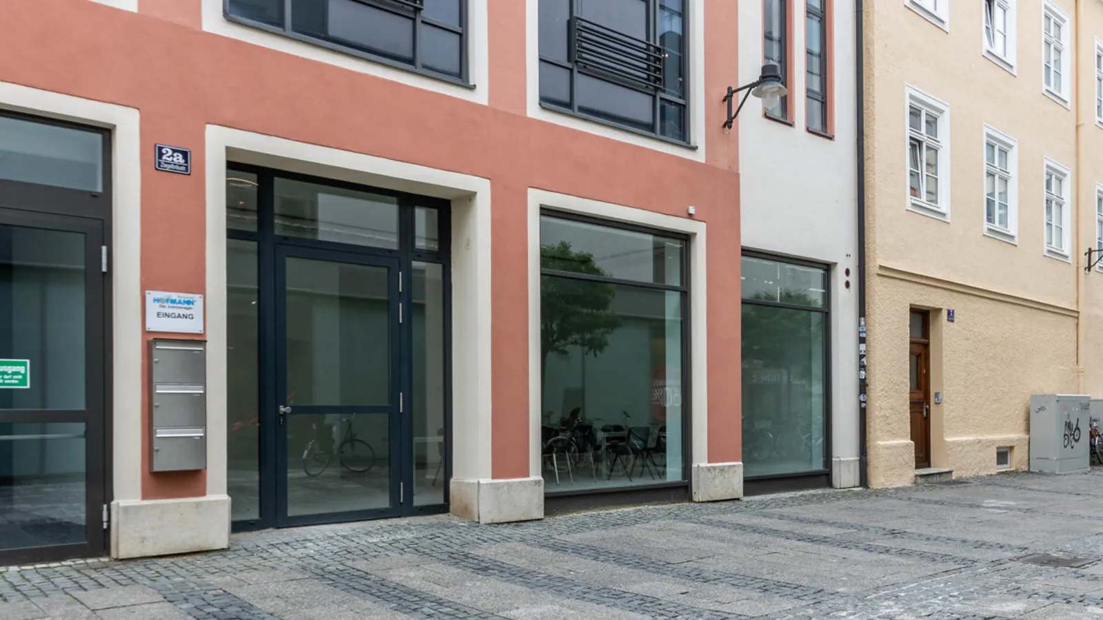 Attraktive Bürofläche mit Aufzug in der Innenstadt - Bild 1