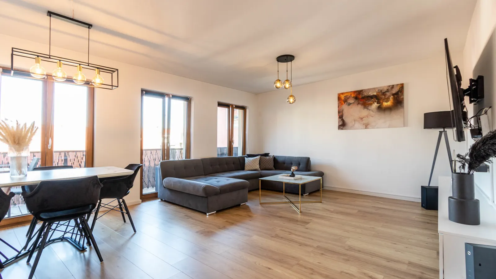 3-Zimmer-Wohnung im Ingolstädter Zentrum mit Balkon - Bild 4