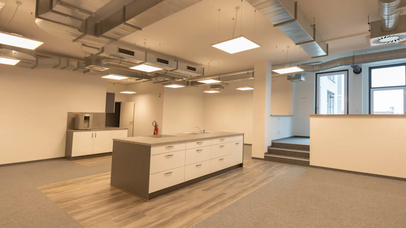 DESPAG Workspace - Moderne Hallen- / Produktions- und Büroflächen - Bild 7