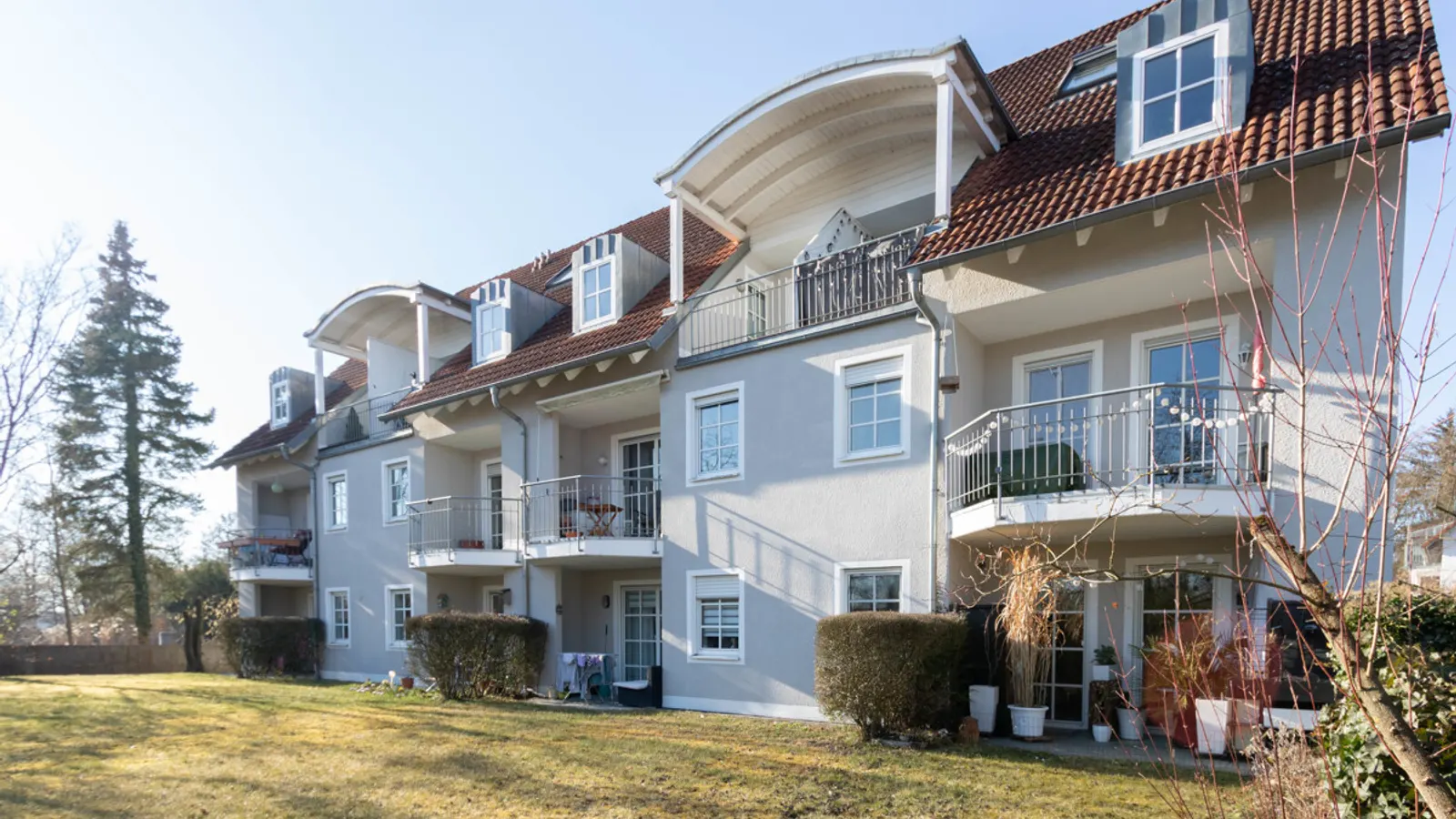 Renovierte 2-Zimmer-Erdgeschosswohnung in Bestlage Ingolstadts - Bild 1