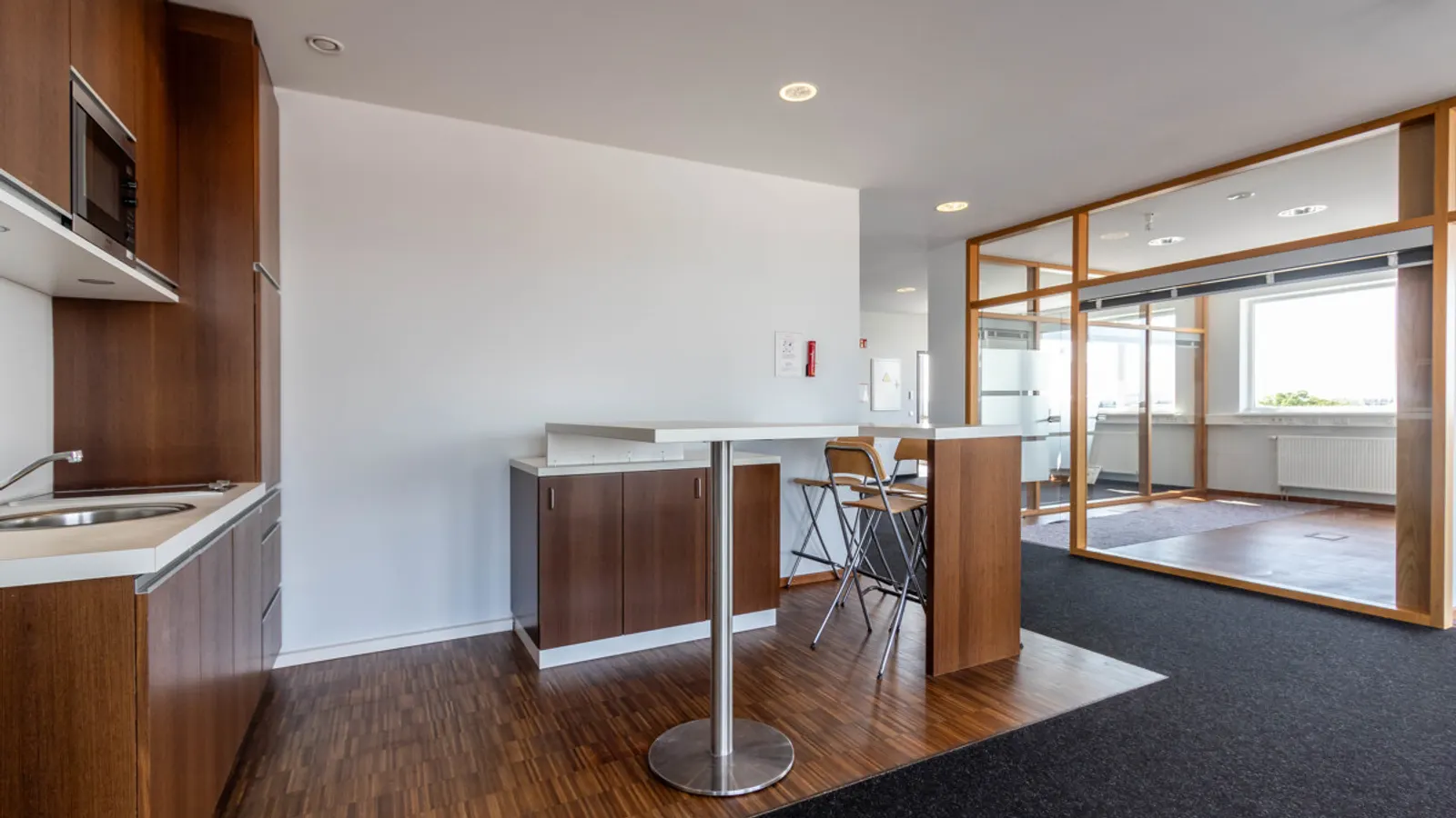 Büro mit Penthouse-Charakter - Bild 14